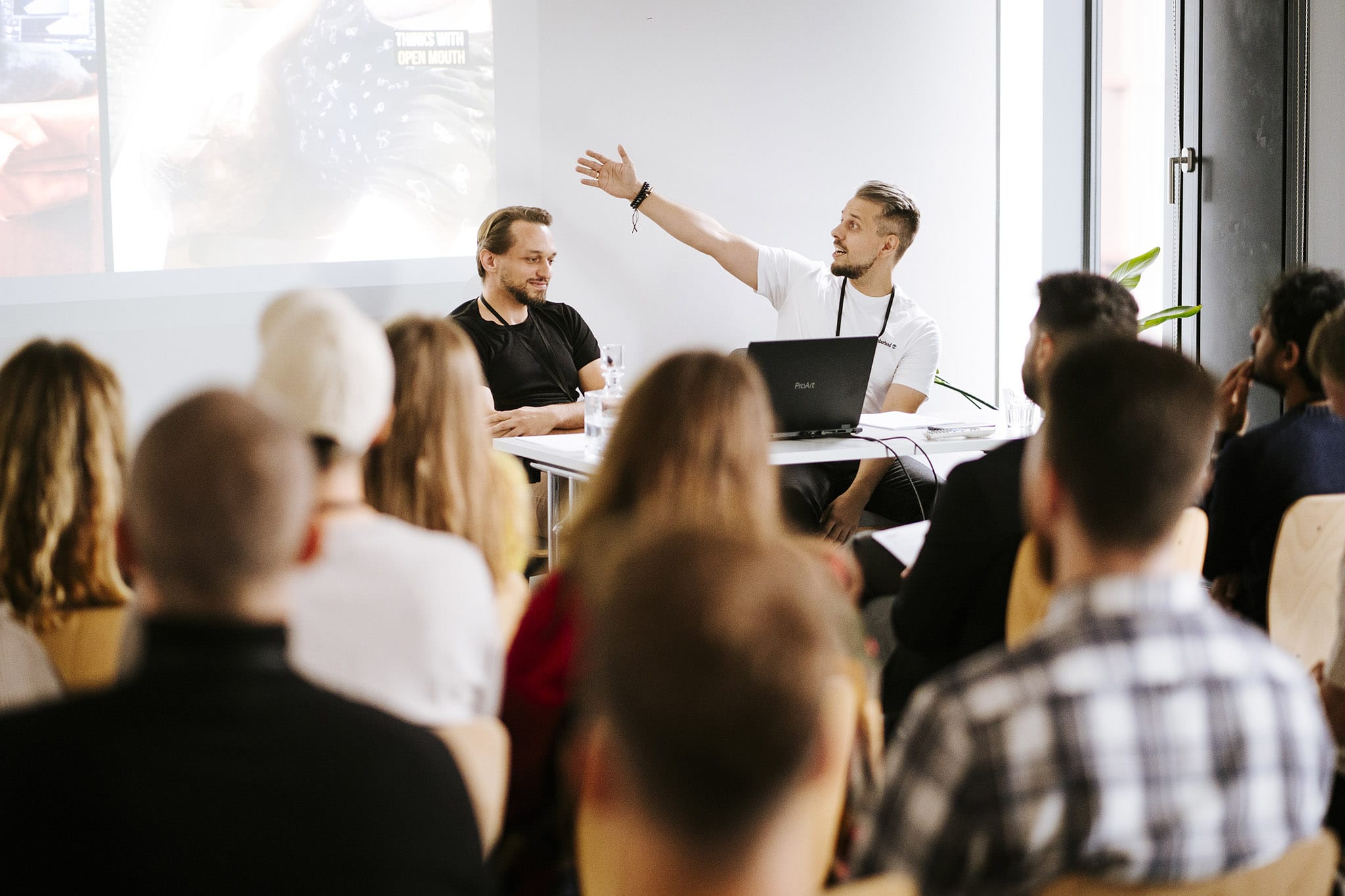 zdjęcia z konferencji